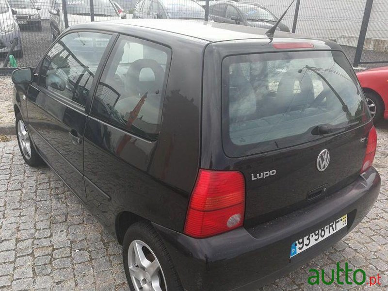 2001' Volkswagen Lupo photo #4
