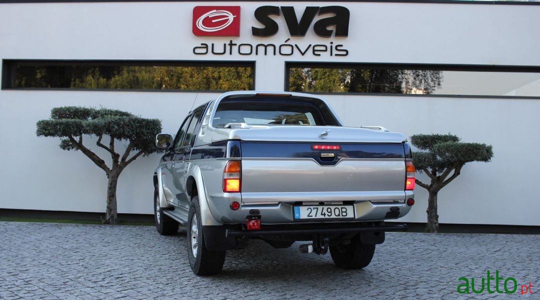 2000' Mitsubishi L200 photo #2