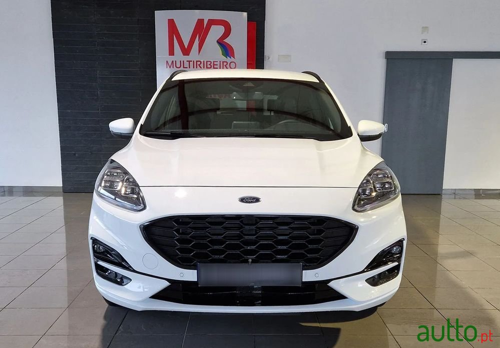 2024' Ford Kuga photo #2