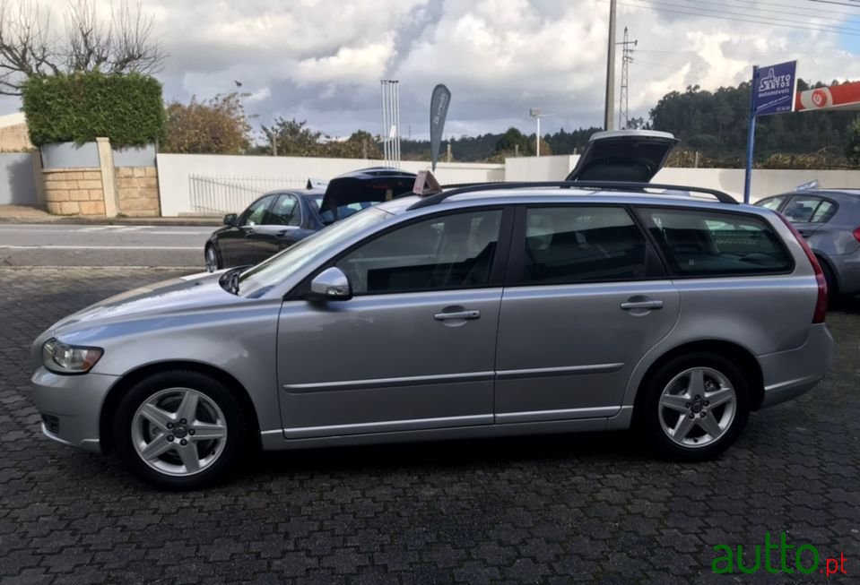 2009' Volvo V50 1.6 D Drive photo #3