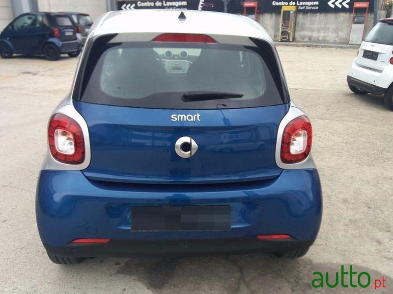 2015' Smart Forfour photo #2