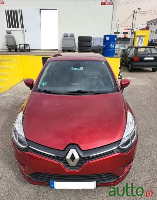 2017' Renault Clio photo #5