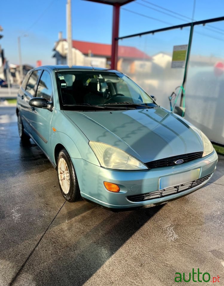 1999' Ford Focus 1.4 Ambiente photo #2