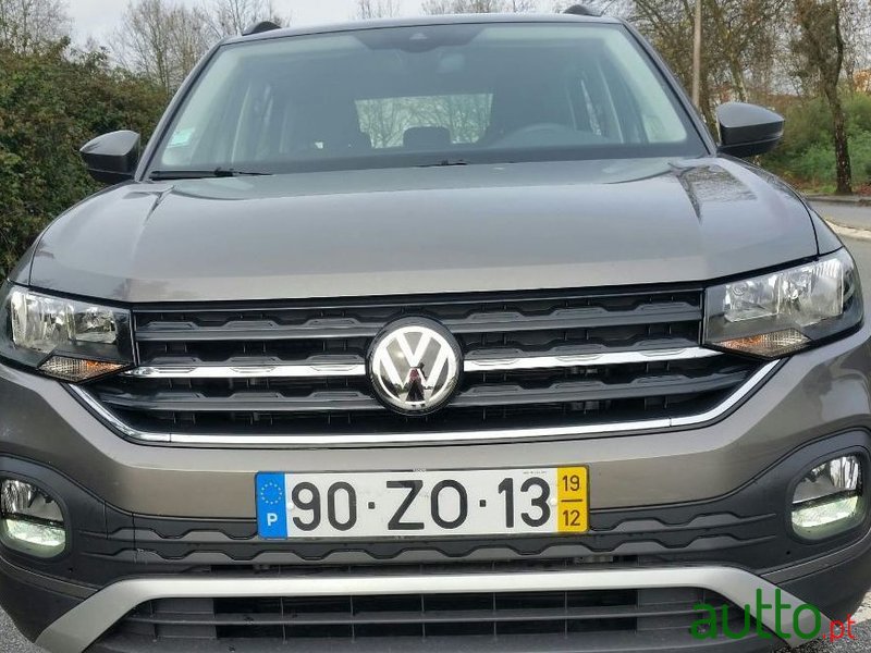2019' Volkswagen T-Cross photo #3
