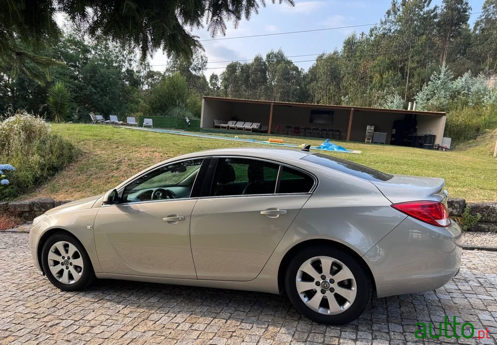 2013' Opel Insignia photo #3