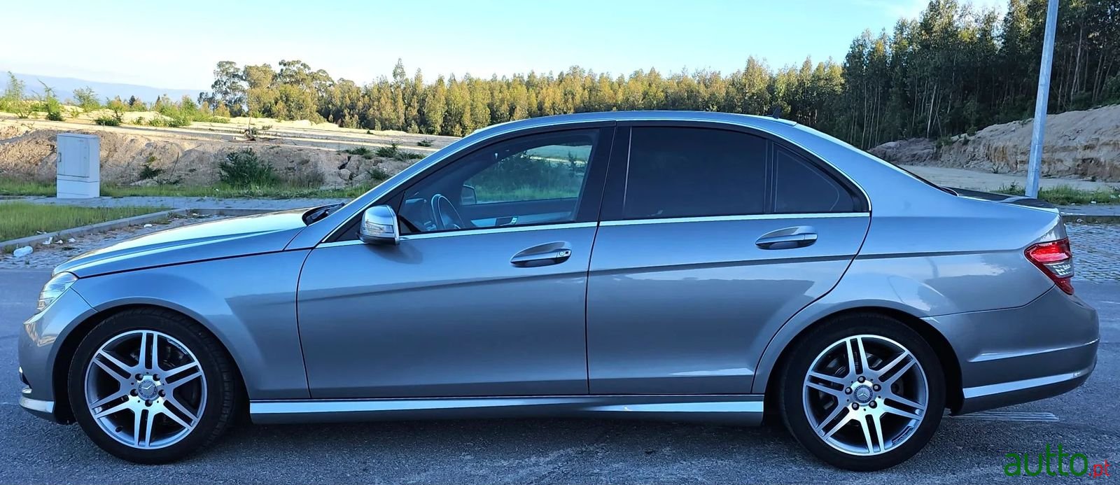 2009' Mercedes-Benz C-350 photo #6