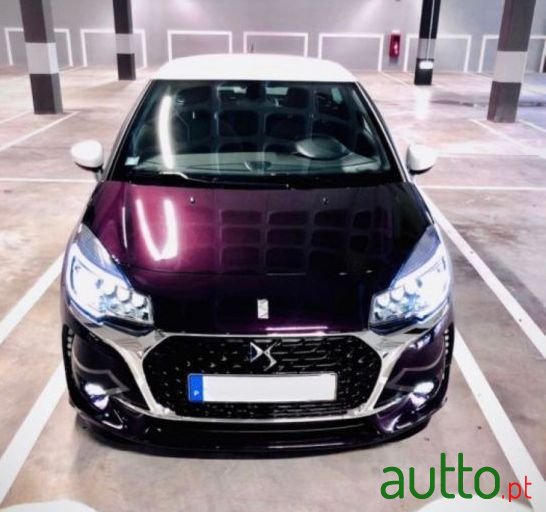2018' Citroen DS3 Sport photo #2