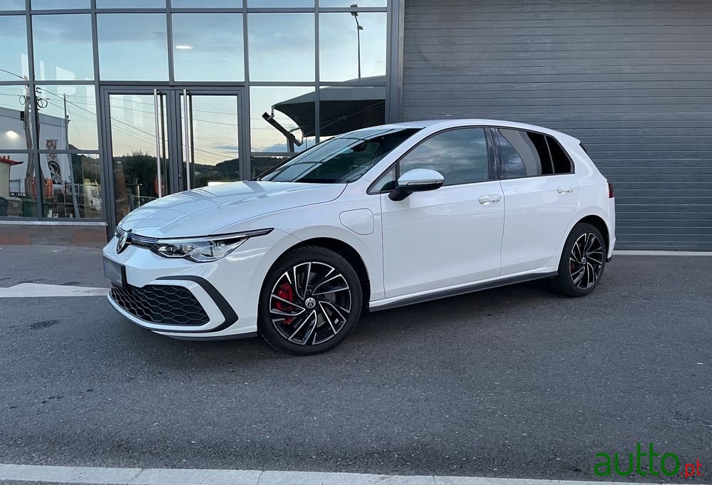 2021' Volkswagen Golf photo #4