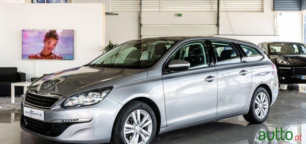 2017' Peugeot 308 Sw photo #2