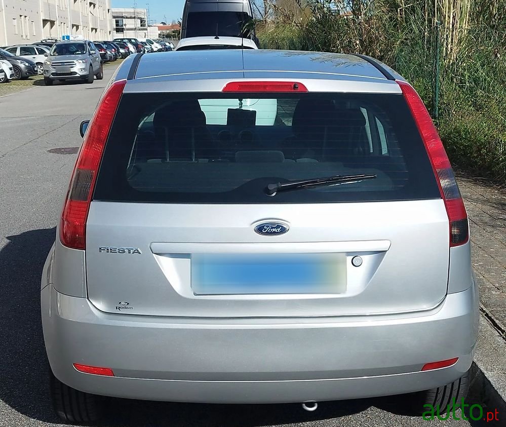2004' Ford Fiesta 1.25 Ghia photo #4
