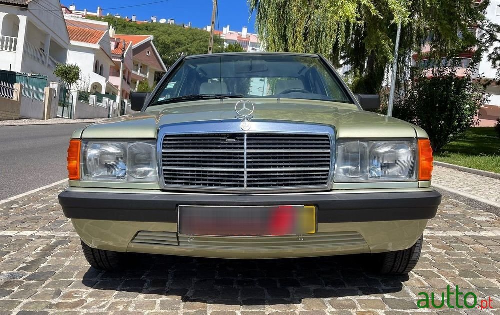 1984' Mercedes-Benz 190 photo #4