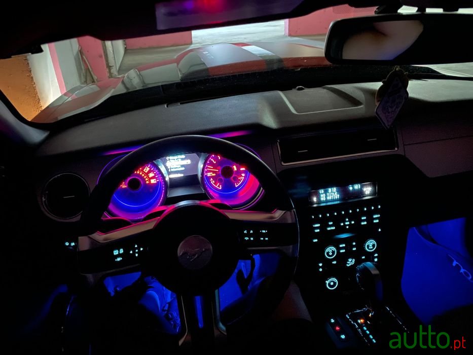 2014' Ford Mustang photo #5