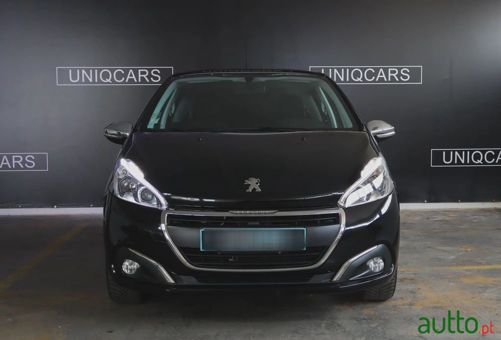 2016' Peugeot 208 photo #3