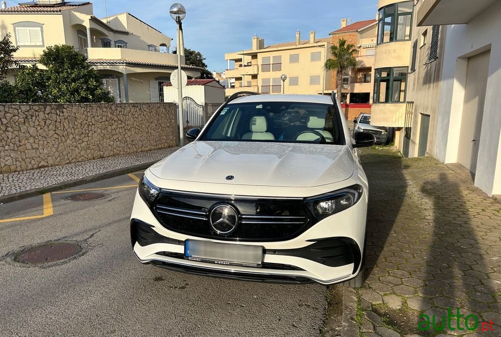 2023' Mercedes-Benz EQB photo #3