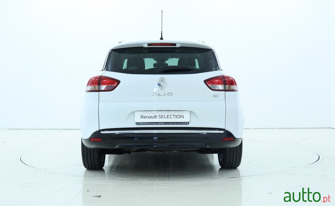 2015' Renault Clio photo #6