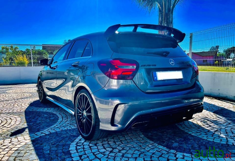 2017' Mercedes-Benz A 45 Amg photo #1