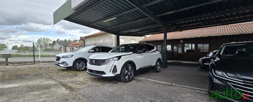 2021' Peugeot 3008 photo #3