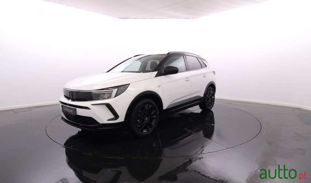 2022' Opel Grandland photo #1