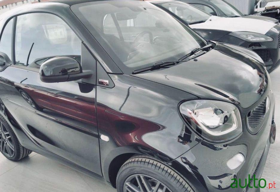 2019' Smart Fortwo Kit Brabus photo #1