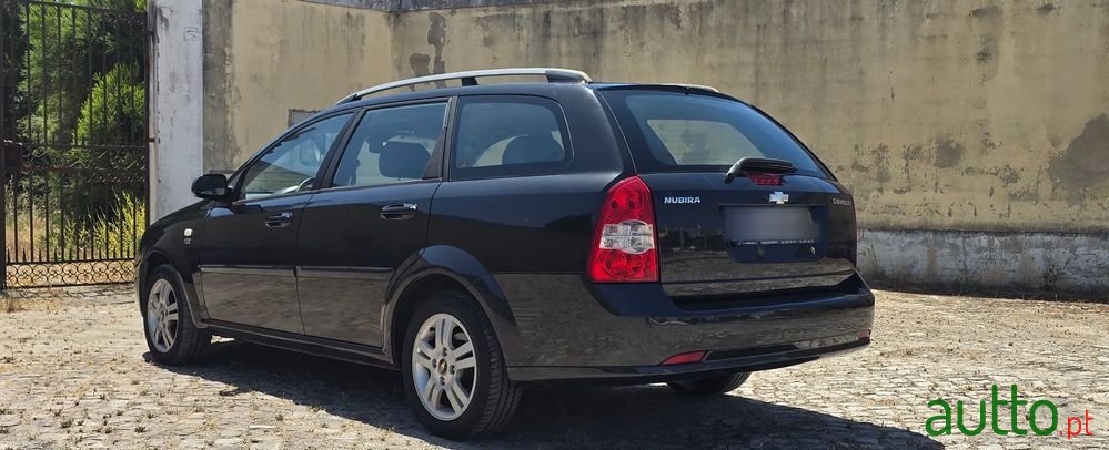 2007' Chevrolet Nubira Sw photo #4