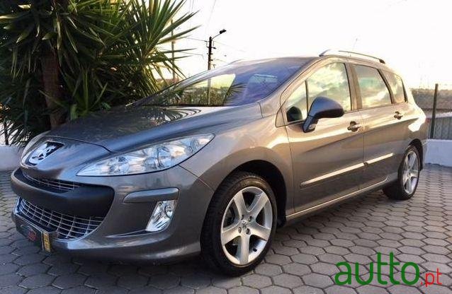 2009' Peugeot 308 Sw photo #2