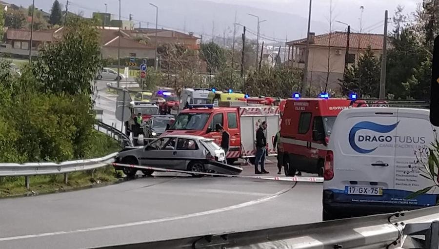 acidente em Vila Meã