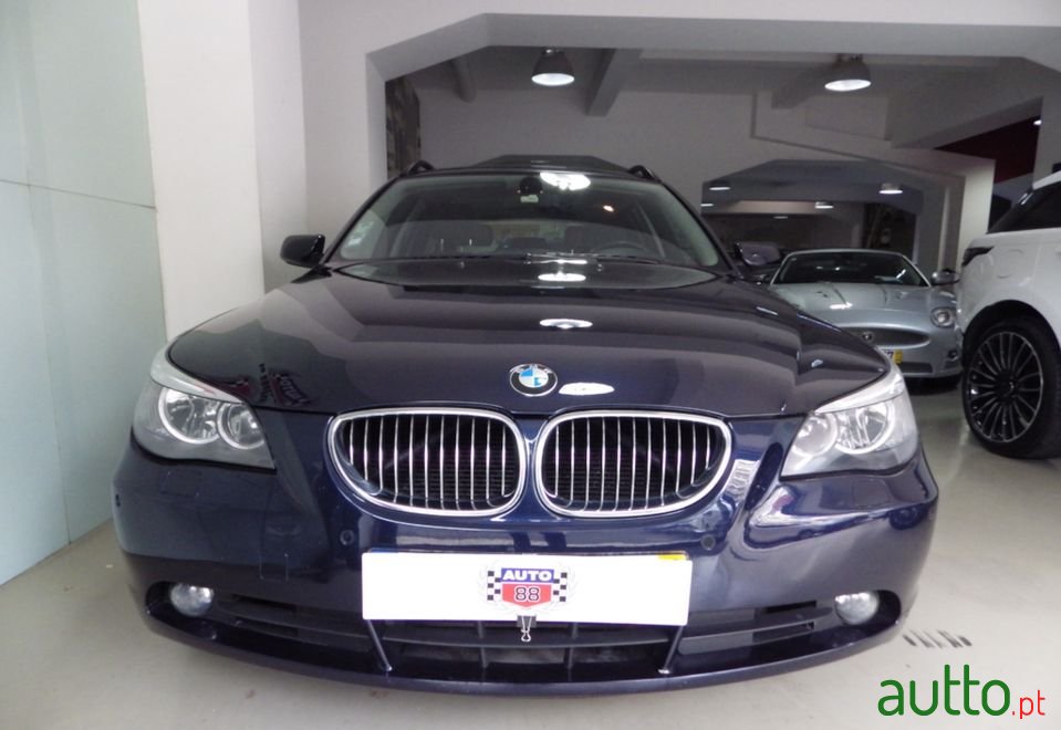 2006' BMW 525 photo #3