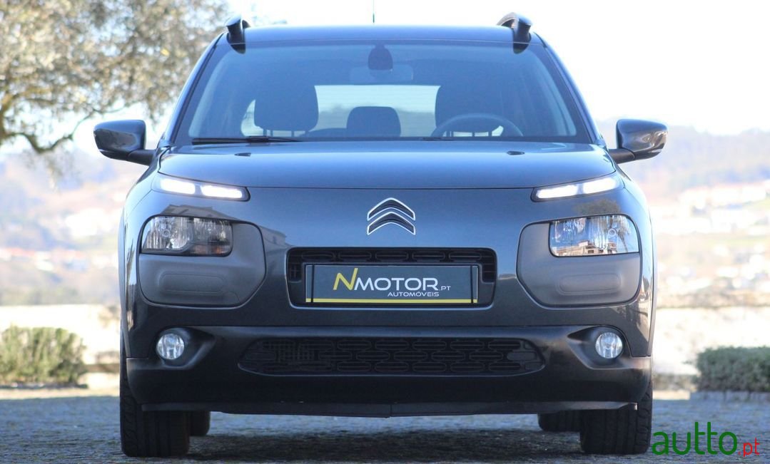 2015' Citroen C4 Cactus photo #3