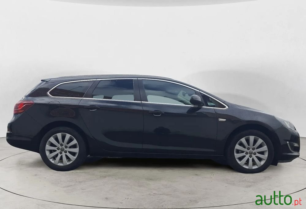 2016' Opel Astra Sports Tourer photo #6