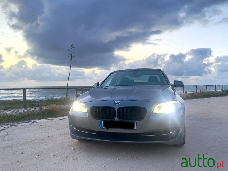 2013' BMW 520 D Auto photo #3