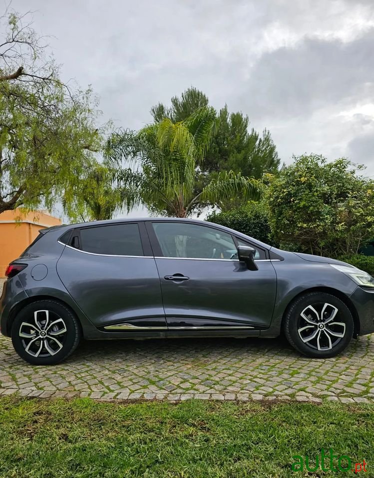 2018' Renault Clio photo #3
