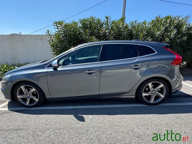 2013' Volvo V40 1.6 D2 R-Design photo #4