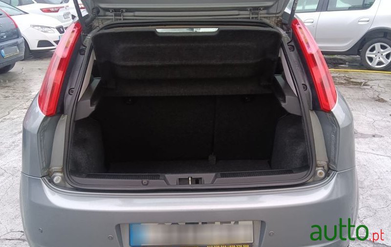 2008' Fiat Grande Punto photo #3