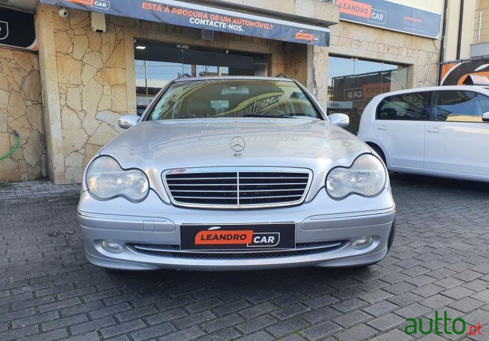 2003' Mercedes-Benz C-180 photo #2