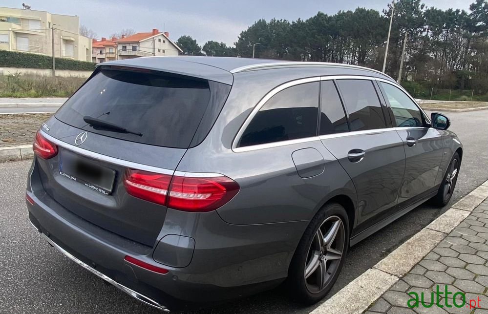 2020' Mercedes-Benz Classe E De Amg Line photo #4