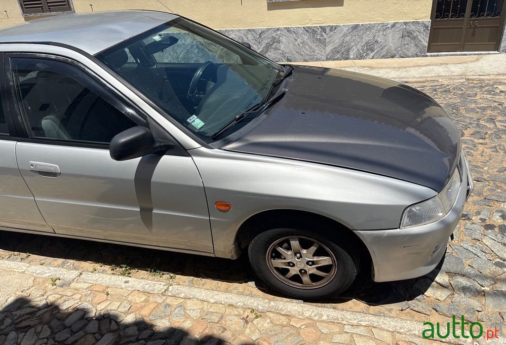 2000' Mitsubishi Lancer 1.3 Glx Jll+Abs photo #3