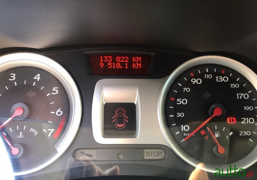 2009' Renault Clio Break photo #5