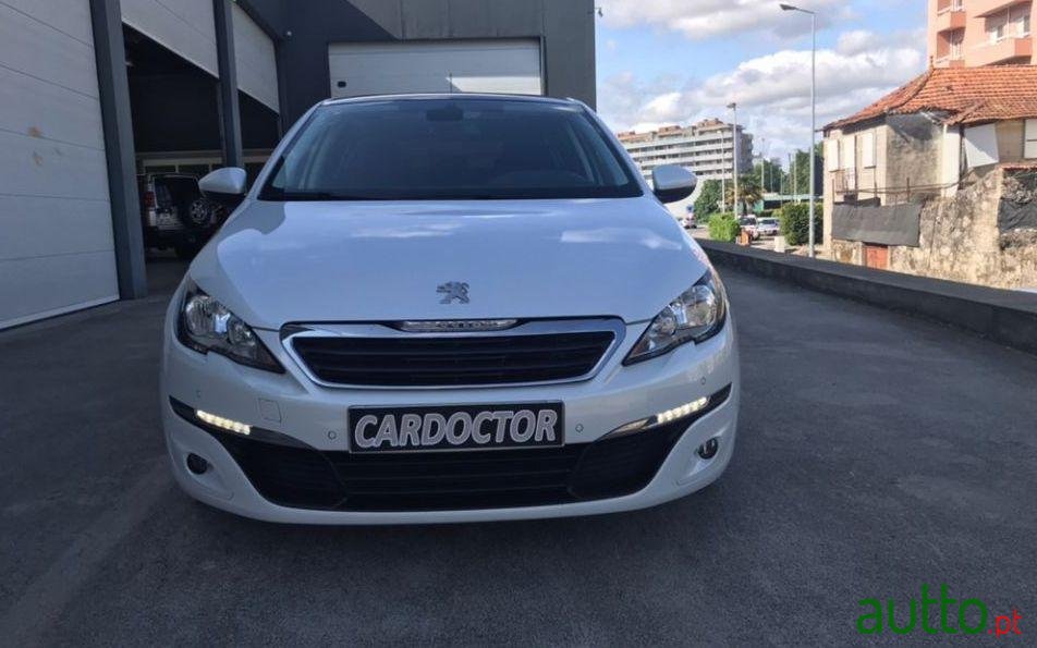 2015' Peugeot 308 photo #1