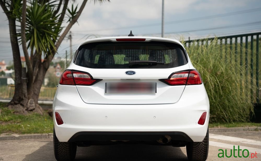 2022' Ford Fiesta photo #3