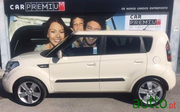 2009' Kia Soul 1.6 Crdi Tx photo #2