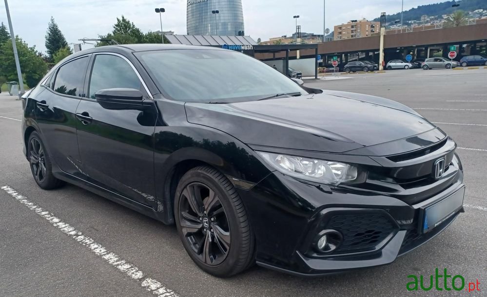 2018' Honda Civic photo #2