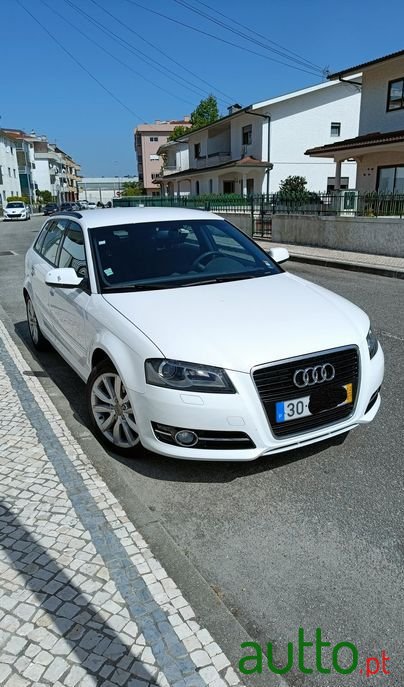 2012' Audi A3 Sportback photo #1