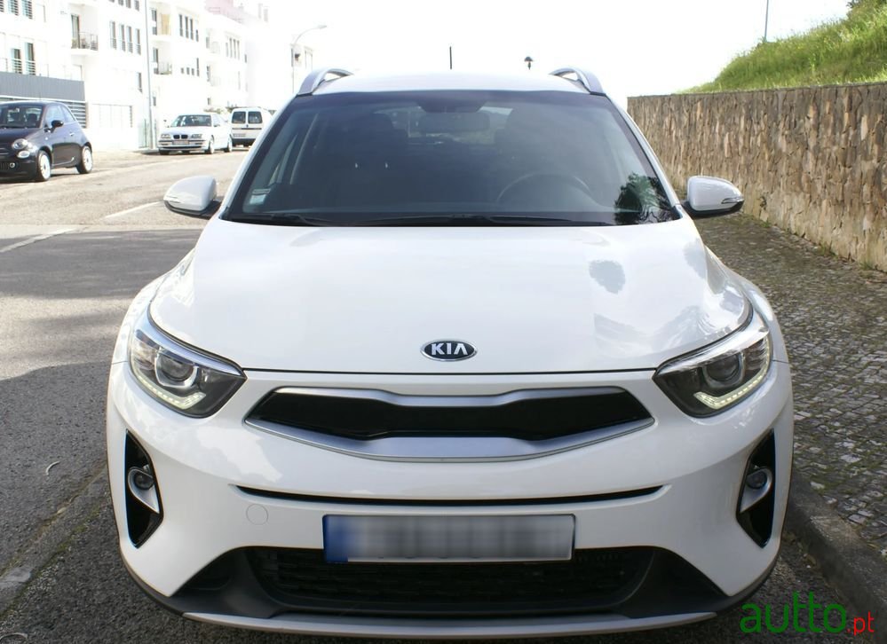 2018' Kia Stonic 1.0 T-Gdi Ex photo #2