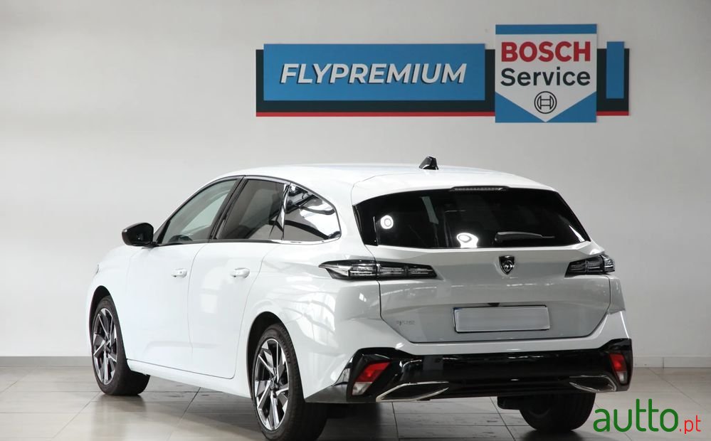 2024' Peugeot 308 Sw photo #3