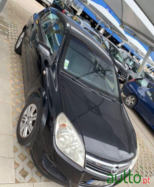 2007' Opel Astra 1.3 Cdti Edition photo #4