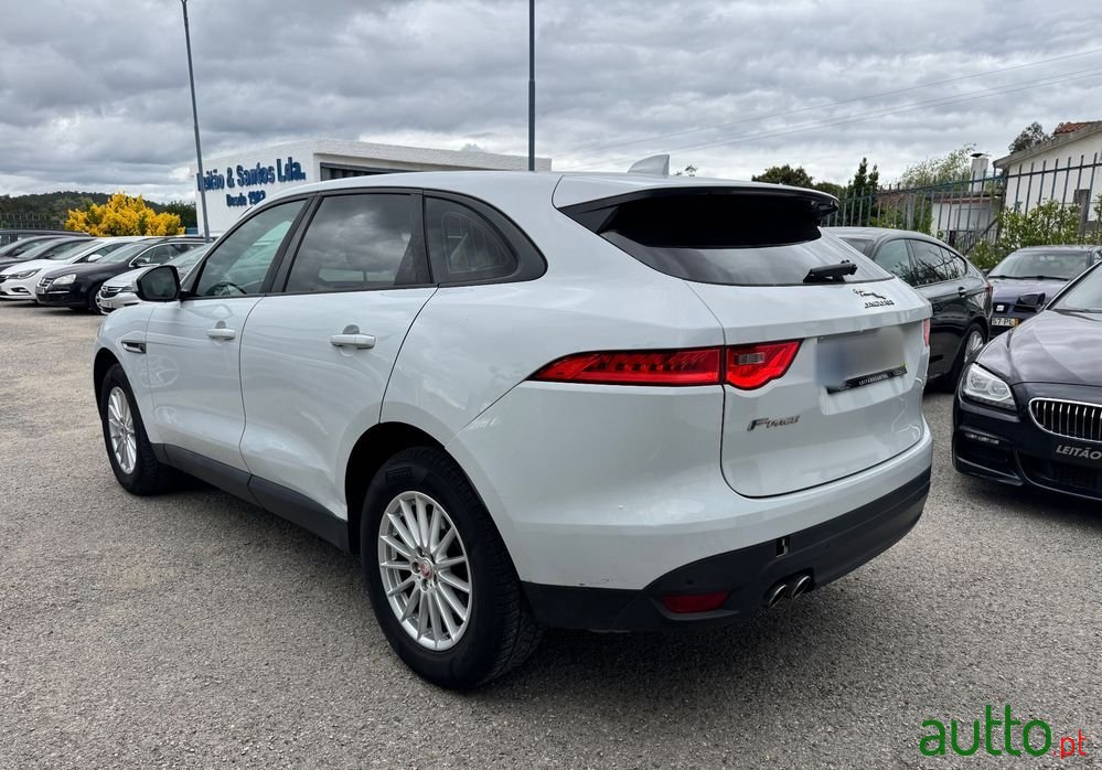 2016' Jaguar F-Pace 2.0 I4D Pure photo #5