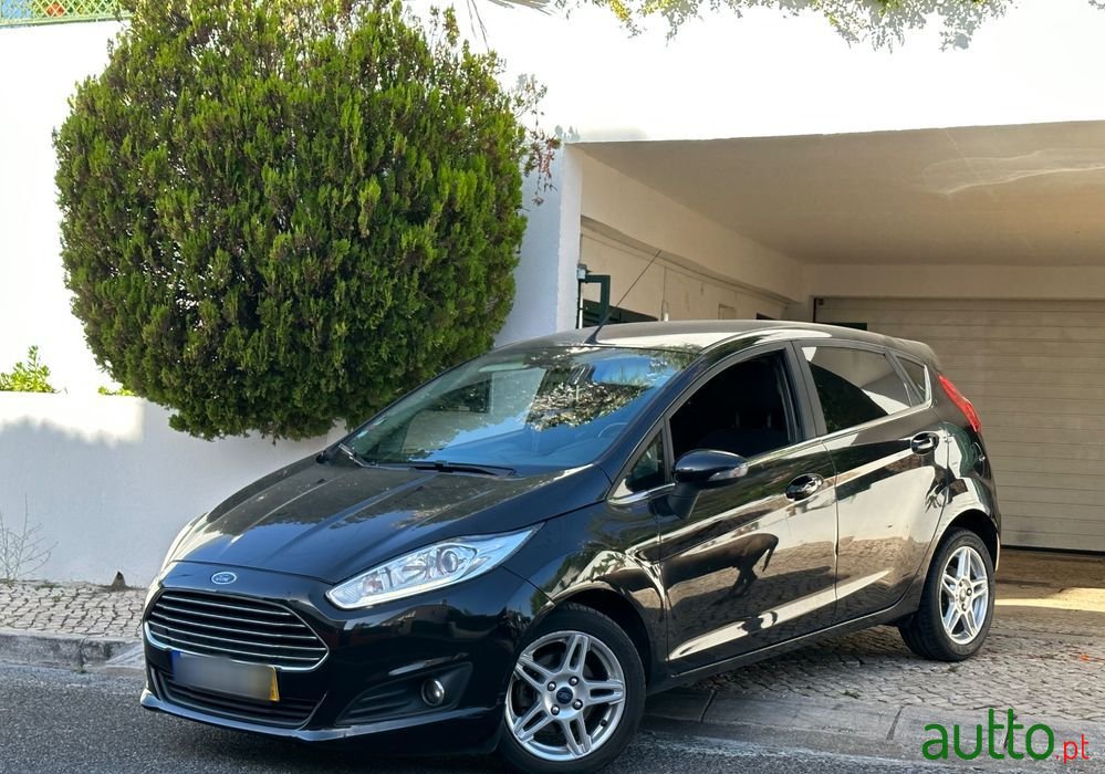 2014' Ford Fiesta 1.5 Tdci Titanium photo #1