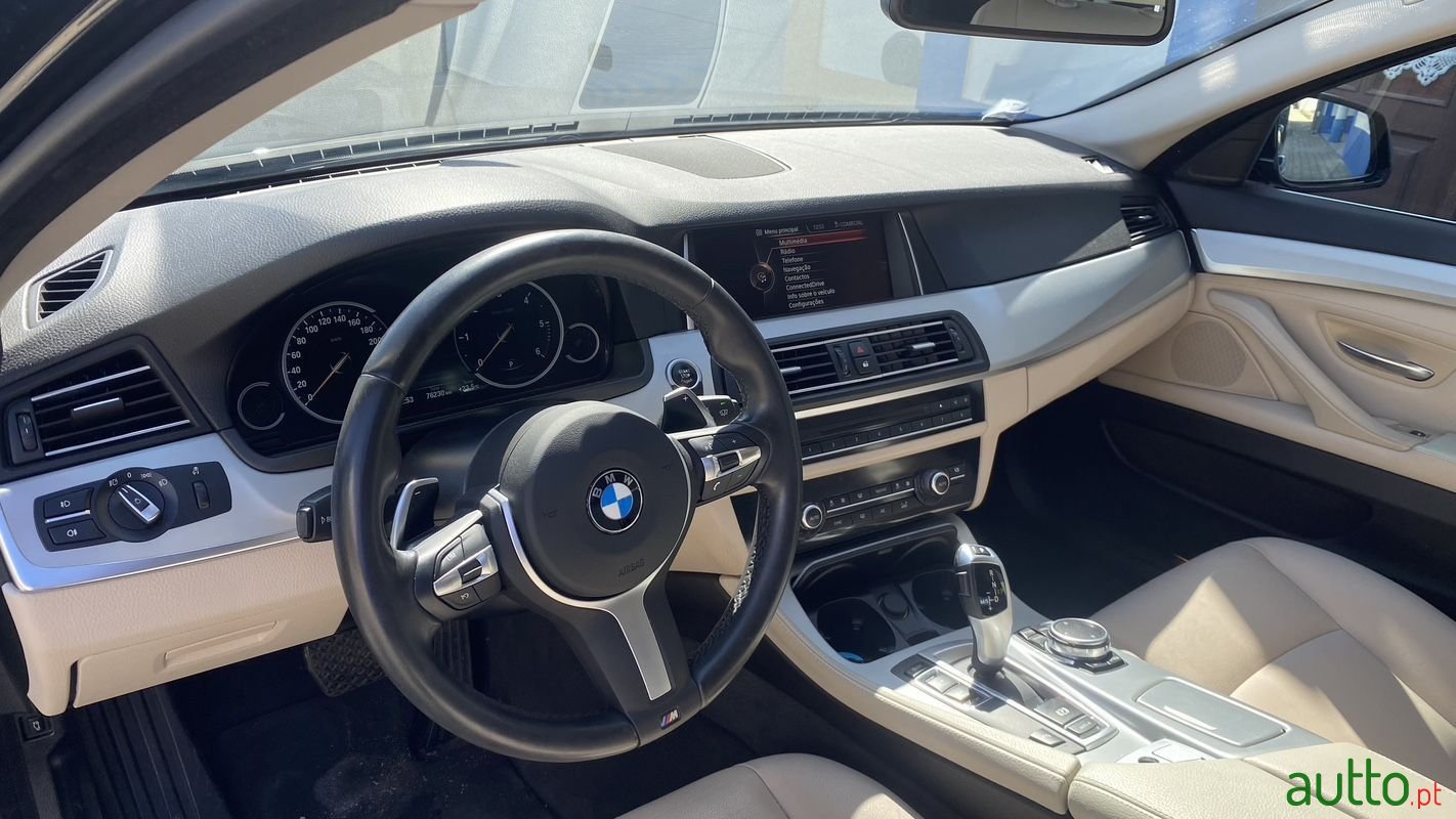 2015' BMW 520 photo #5