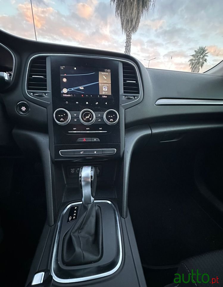 2021' Renault Mégane Sport Tourer photo #5