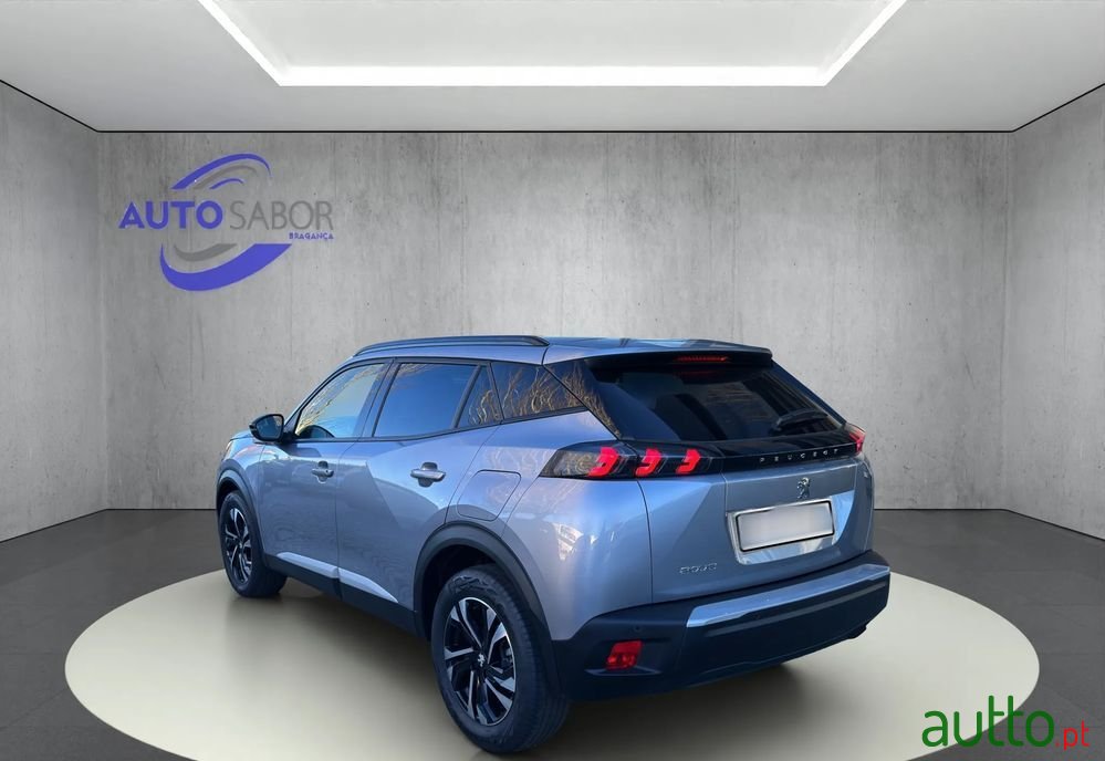 2022' Peugeot 2008 photo #3